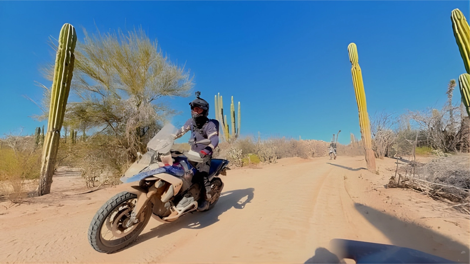 Rasťo Chvála: BAJA CALIFORNIA